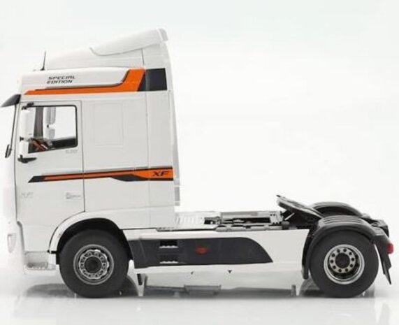 Daf DAF XF Space Cab - 1:18 - Premium ClassiXXs Daf DAF XF Space Cab - 1:18 - Premium ClassiXXs