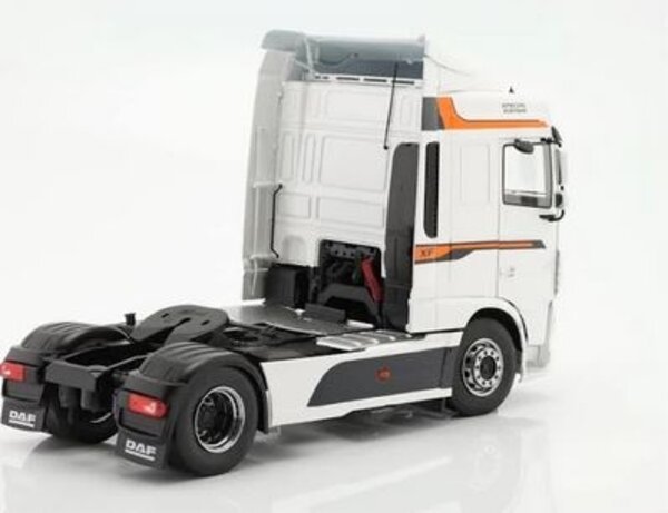 Daf DAF XF Space Cab - 1:18 - Premium ClassiXXs Daf DAF XF Space Cab - 1:18 - Premium ClassiXXs