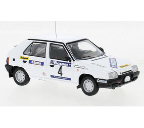 Skoda Skoda  Favorit 136L #4 Rally Valasská Zima CZ 1989 - 1:43 - IXO Models Skoda Skoda  Favorit 136L #4 Rally Valasská Zima CZ 1989 - 1:43 - IXO Models