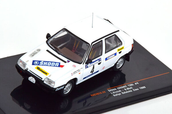 Skoda Skoda  Favorit 136L #4 Rally Valasská Zima CZ 1989 - 1:43 - IXO Models