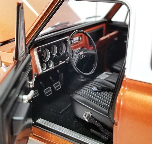 GMC GMC Jimmy 4x4 Hard Top 1971 - 1:18 - ACME GMC GMC Jimmy 4x4 Hard Top 1971 - 1:18 - ACME