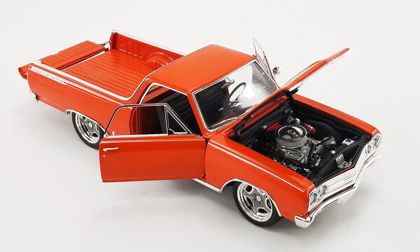 Chevrolet Chevrolet El Camino SS Custom Cruiser Pick-Up 1965 - 1:18 - ACME Chevrolet Chevrolet El Camino SS Custom Cruiser Pick-Up 1965 - 1:18 - ACME