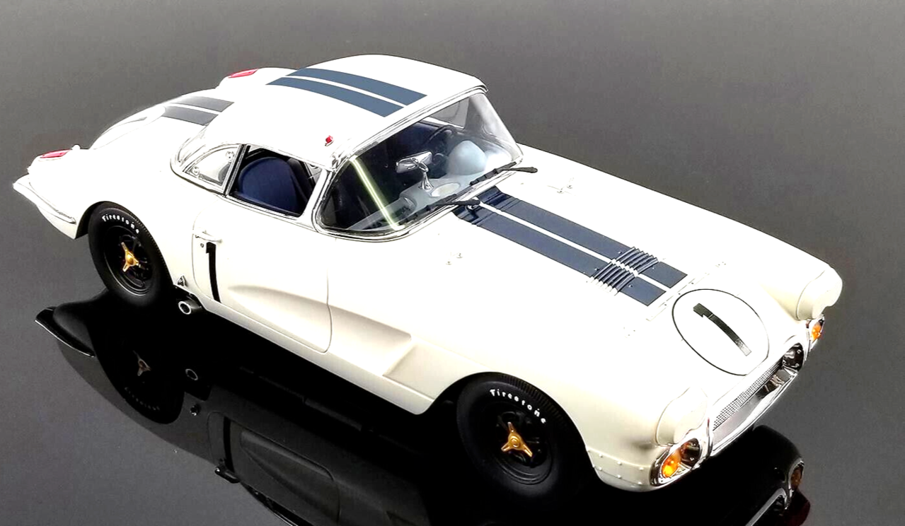 Chevrolet Chevrolet Corvette C1 Coupe 4.6L V8 #1 Team Cunningham 24H Le Mans 1960 - 1:18 - ACME Chevrolet Chevrolet Corvette C1 Coupe 4.6L V8 #1 Team Cunningham 24H Le Mans 1960 - 1:18 - ACME