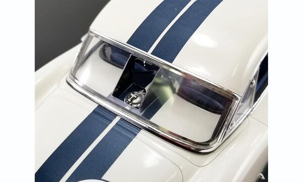 Chevrolet Chevrolet Corvette C1 Coupe 4.6L V8 #3 Team B.S.Cunningham Winner 24H Le Mans 1960 - 1:18 - ACME Chevrolet Chevrolet Corvette C1 Coupe 4.6L V8 #3 Team B.S.Cunningham Winner 24H Le Mans 1960 - 1:18 - ACME