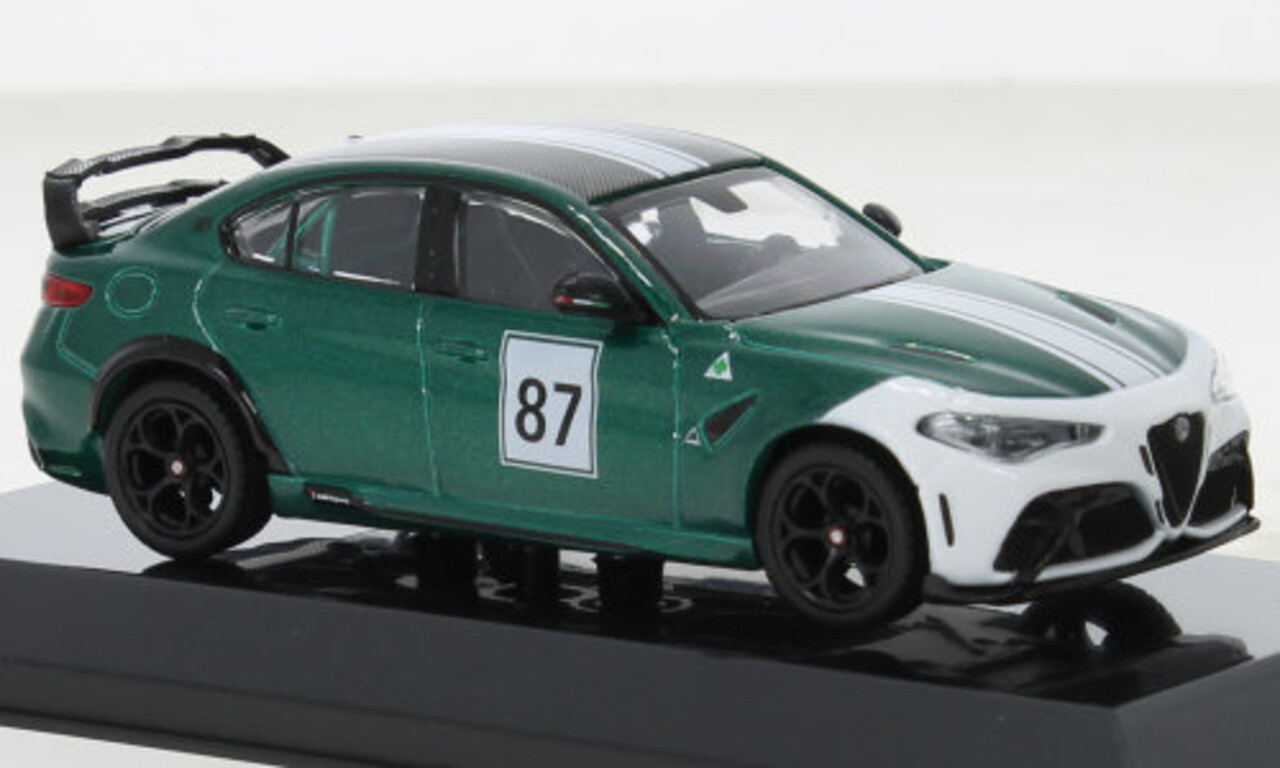 Alfa Romeo Alfa Romeo Giulia GT Am #87 2020 - 1:43 - Bburago