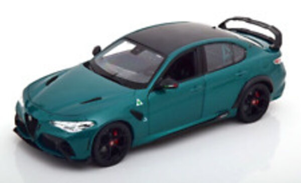 Alfa Romeo Alfa Romeo Giulia GTAm 2020 - 1:43 - Bburago Alfa Romeo Alfa Romeo Giulia GTAm 2020 - 1:43 - Bburago