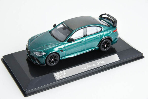 Alfa Romeo Alfa Romeo Giulia GTAm 2020 - 1:43 - Bburago Alfa Romeo Alfa Romeo Giulia GTAm 2020 - 1:43 - Bburago