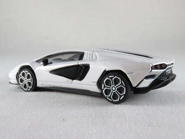 Lamborghini Lamborghini Countach LPi 800-4 2021 - 1:43 - Bburago