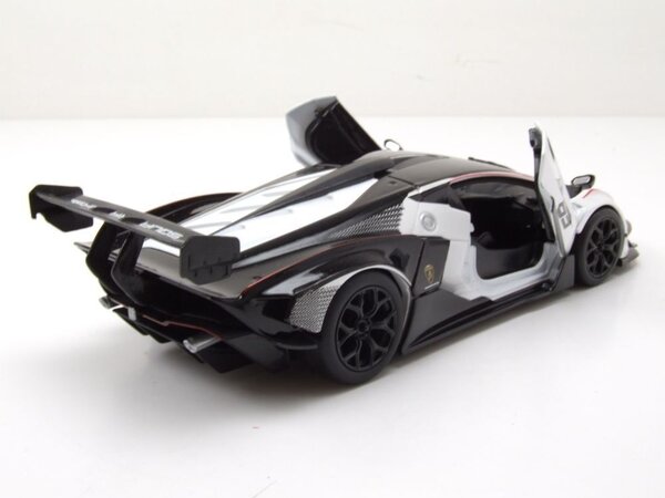 Lamborghini Lamborghini Essenza SCV12 #63 Squadra Corse 2022 - 1:24 - Bburago Lamborghini Lamborghini Essenza SCV12 #63 Squadra Corse 2022 - 1:24 - Bburago