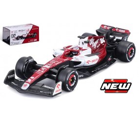 Formule 1 Alfa Romeo F1 C42 #24 Team Orlen Racing GP Bahrain 2022 (G.Zhou) + Helmet + Plastic Showcase - 1:43 - Bburago Formule 1 Alfa Romeo F1 C42 #24 Team Orlen Racing GP Bahrain 2022 (G.Zhou) + Helmet + Plastic Showcase - 1:43 - Bburago