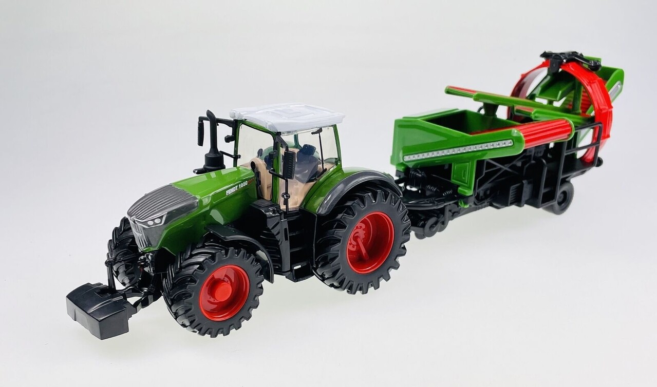 Fendt Fendt Vario 1050 Tractor + Cultivator Trailer 2016 - 1:50 - Bburago Fendt Fendt Vario 1050 Tractor + Cultivator Trailer 2016 - 1:50 - Bburago