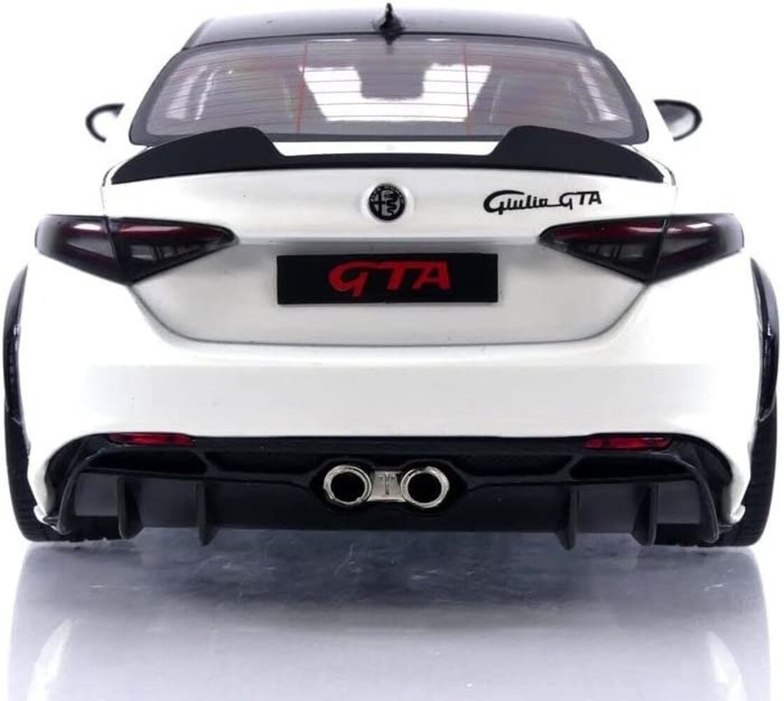 Alfa Romeo Alfa Romeo Giulia GTA 2022 - 1:18 - Solido Alfa Romeo Alfa Romeo Giulia GTA 2022 - 1:18 - Solido