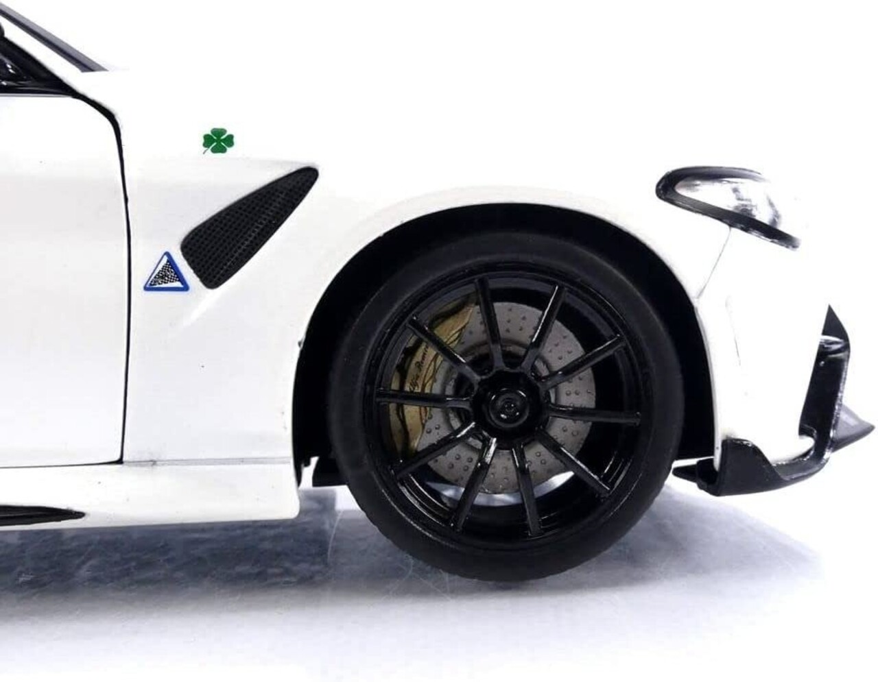 Alfa Romeo Alfa Romeo Giulia GTA 2022 - 1:18 - Solido Alfa Romeo Alfa Romeo Giulia GTA 2022 - 1:18 - Solido