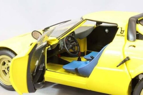 Lancia Lancia Stratos HF 1975 - 1:18 - Kyosho Lancia Lancia Stratos HF 1975 - 1:18 - Kyosho