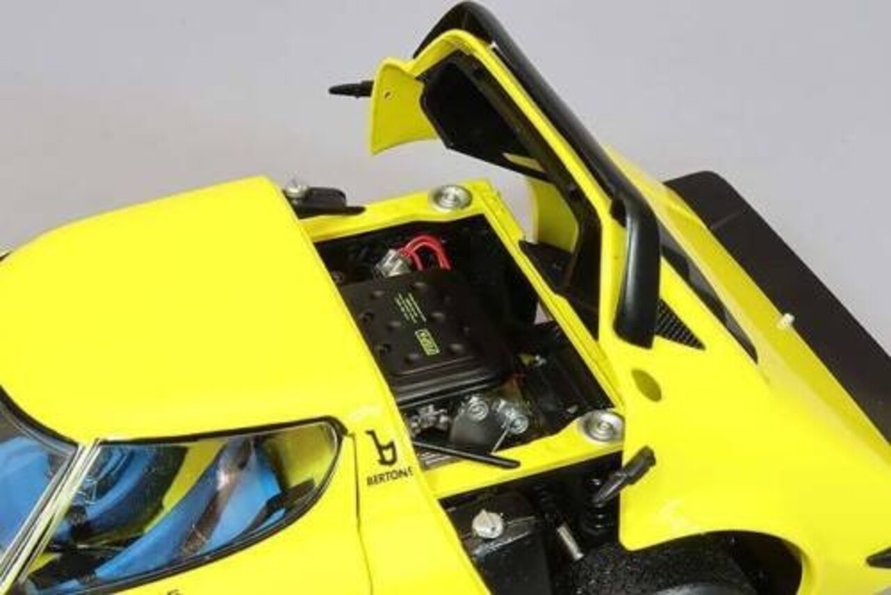 Lancia Lancia Stratos HF 1975 - 1:18 - Kyosho Lancia Lancia Stratos HF 1975 - 1:18 - Kyosho