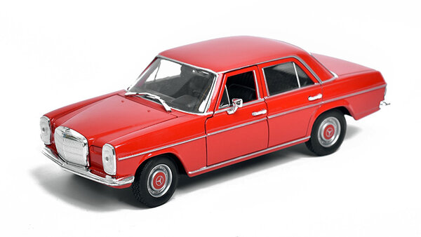 Mercedes-Benz Mercedes-Benz 220 (W115) 1968 - 1:24 - Welly