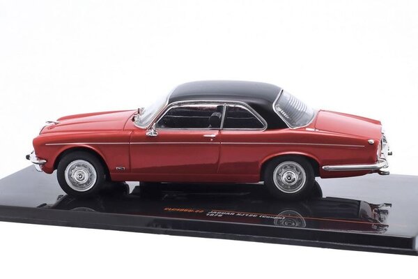 Jaguar Jaguar XJ12C (Coupe) 1976 - 1:43 - IXO Models