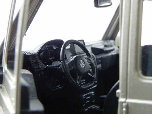 Mercedes-Benz Mercedes-Benz G 63 AMG 6x6 - 1:24 - Welly