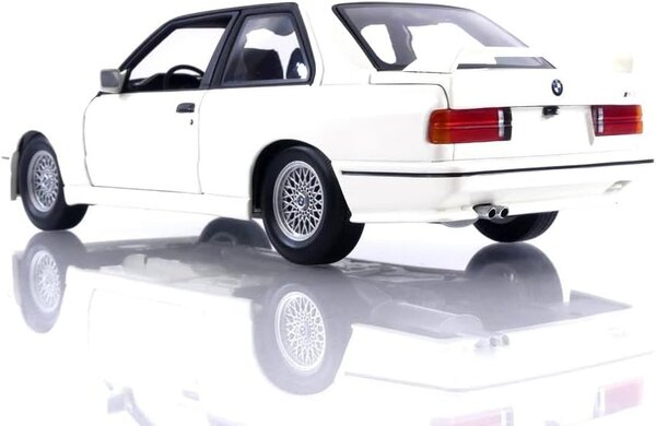 BMW BMW M3 Street 1987 - 1:18 - Minichamps BMW BMW M3 Street 1987 - 1:18 - Minichamps