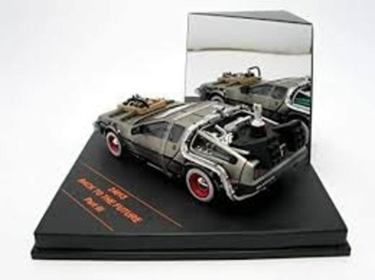 DeLorean DeLorean DMC 12  Back To The Future III - 1:43 - Vitesse DeLorean DeLorean DMC 12  Back To The Future III - 1:43 - Vitesse