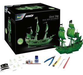 Ghost Ship (109 Onderdelen) - 1:150 - Revell