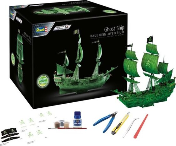 Ghost Ship (109 Parts) - 1:150 - Revell