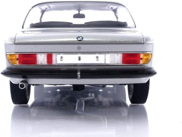 BMW BMW 3.0 CSL 1973 - 1:18 - Minichamps