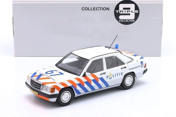 Mercedes-Benz Mercedes-Benz 190 Dutch Police 1993 - 1:18 - Triple 9 Collection Mercedes-Benz Mercedes-Benz 190 Dutch Police 1993 - 1:18 - Triple 9 Collection