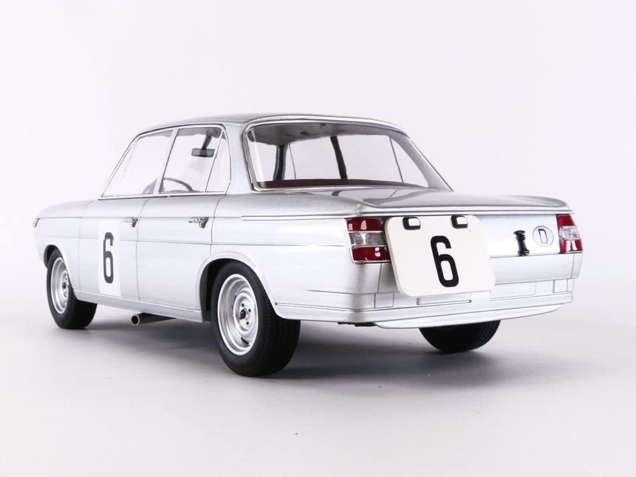 BMW BMW 1800 TiSA #6 Spa 24h 1965 - 1:18 - Minichamps BMW BMW 1800 TiSA #6 Spa 24h 1965 - 1:18 - Minichamps