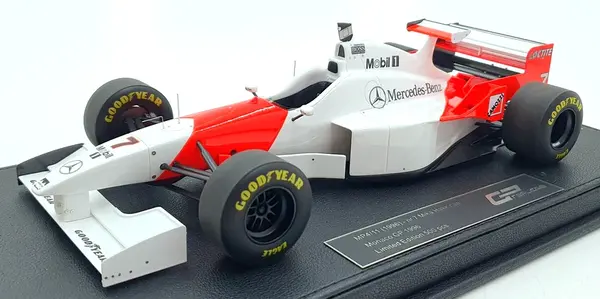 Formule 1 McLaren MP4/11 3.0L V10 #7 Team Mercedes Central Wing 6th GP Monaco 1996 Mika Hakkinen - 1:18 - GP Replicas Formule 1 McLaren MP4/11 3.0L V10 #7 Team Mercedes Central Wing 6th GP Monaco 1996 Mika Hakkinen - 1:18 - GP Replicas