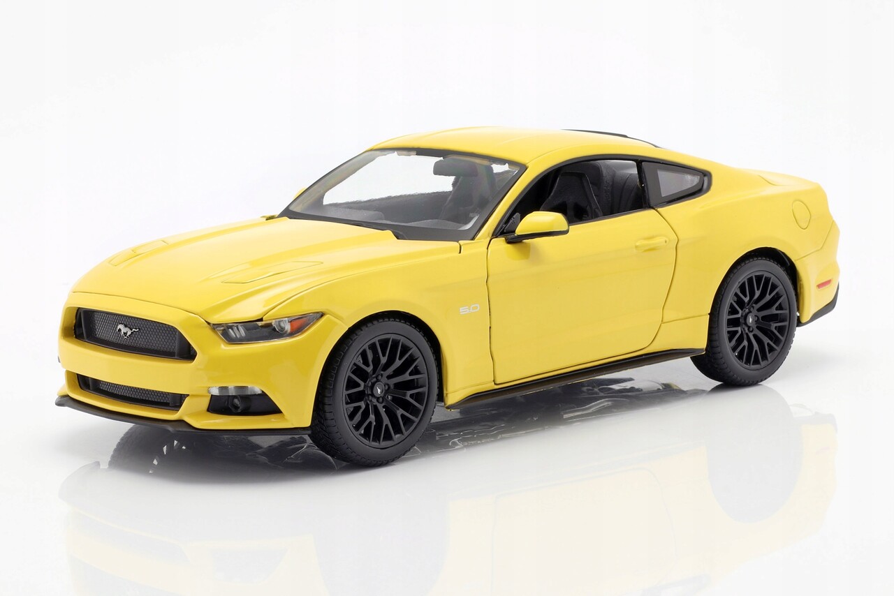 Ford Ford Mustang GT 2015 - 1:18 - Maisto