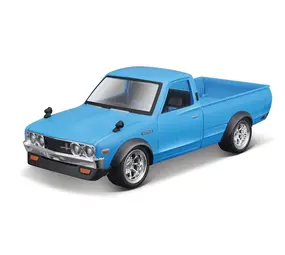 Datsun Datsun 620 Pick Up 1973 - 1:24 - Maisto Datsun Datsun 620 Pick Up 1973 - 1:24 - Maisto