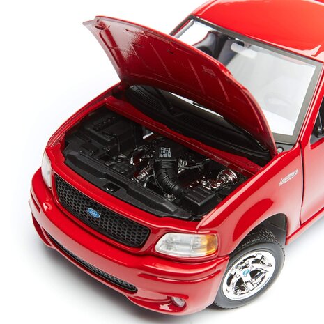 Ford Ford SVT F-150 Lightning - 1:18 - Maisto Ford Ford SVT F-150 Lightning - 1:18 - Maisto