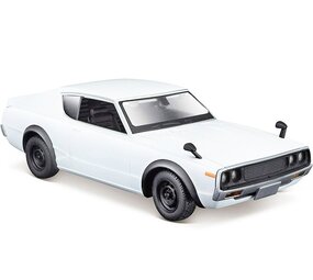 Nissan Nissan Skyline 2000 GT-R (KPGC110) 1973 - 1:24 - Maisto Nissan Nissan Skyline 2000 GT-R (KPGC110) 1973 - 1:24 - Maisto
