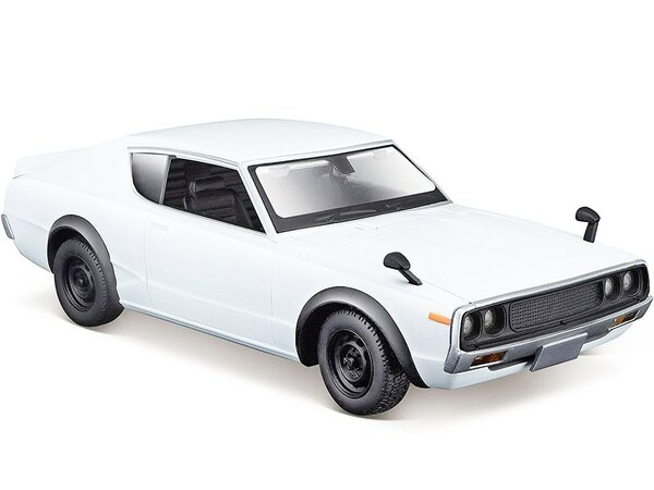 Nissan Nissan Skyline 2000 GT-R (KPGC110) 1973 - 1:24 - Maisto