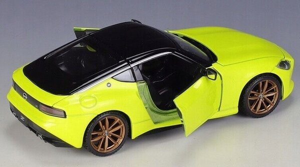 Nissan Nissan 400Z 2023 - 1:24 - Maisto