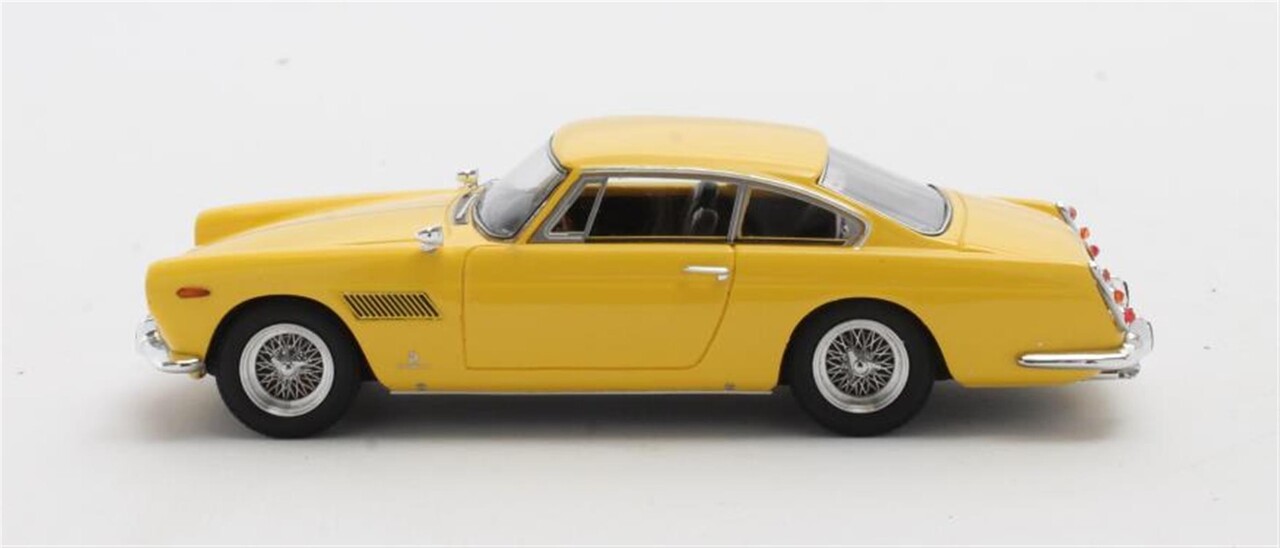 Ferrari Ferrari 250 GT/E 2+2 Coupe Pininfarina 1960 - 1:43 - Matrix Scale Models