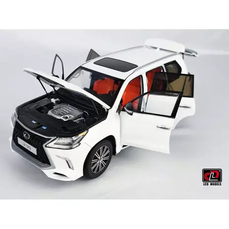Lexus Lexus LX570 2022 - 1:18 - LCD Model Lexus Lexus LX570 2022 - 1:18 - LCD Model