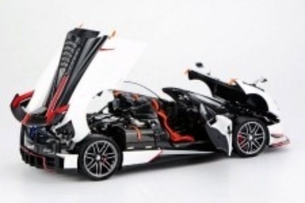 Pagani Pagani Huayra BC Roadster #20 2017 - 1:18 - LCD Model