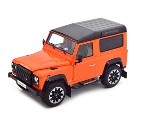 Land Rover Land Rover Defender 90 Works V8 70th Edition - 1:18 - LCD Models Land Rover Land Rover Defender 90 Works V8 70th Edition - 1:18 - LCD Models