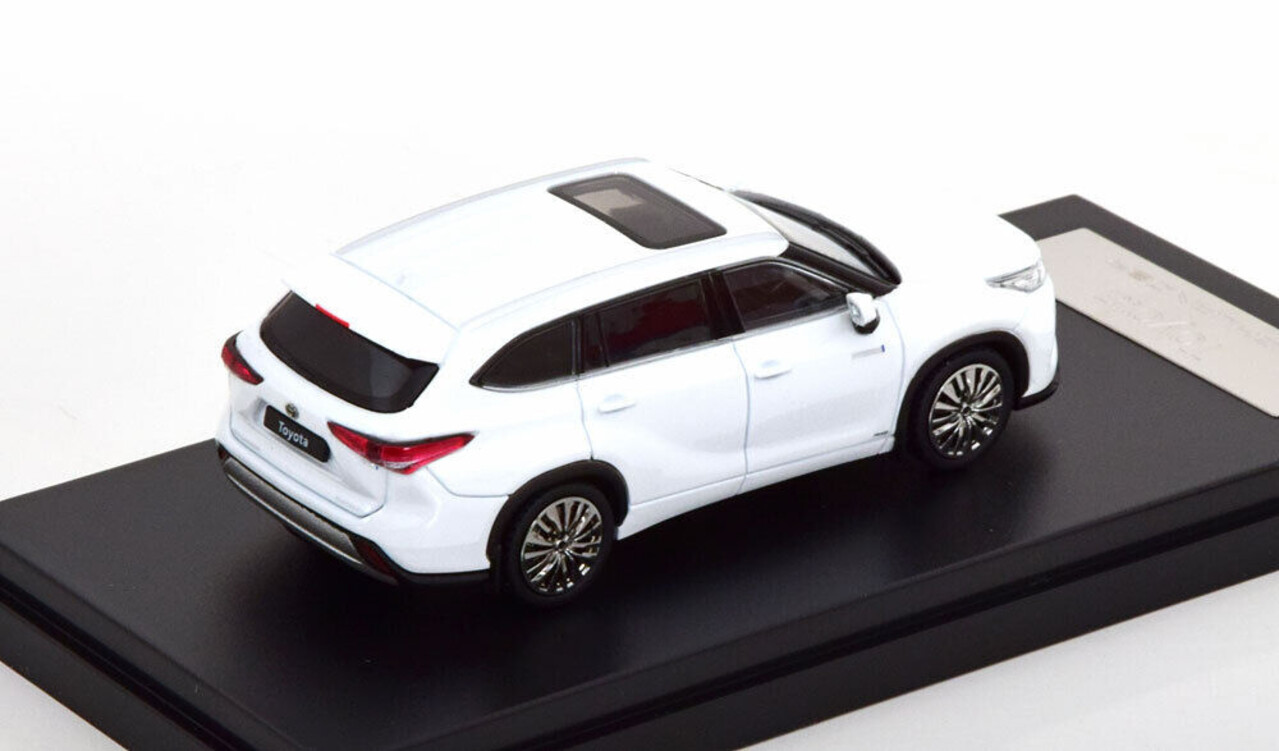 Toyota Toyota Highlander 2022 - 1:64 - LCD Model Toyota Toyota Highlander 2022 - 1:64 - LCD Model