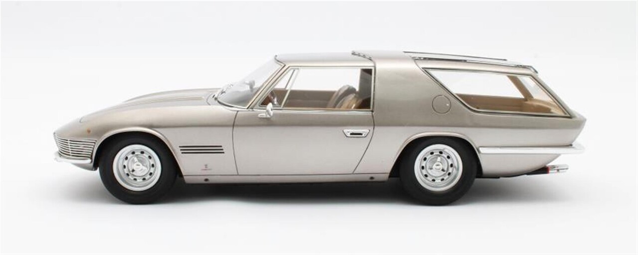 Ferrari Ferrari 330 GT Shooting Brake Vignale 1968 - 1:18 - Matrix Scale Models Ferrari Ferrari 330 GT Shooting Brake Vignale 1968 - 1:18 - Matrix Scale Models
