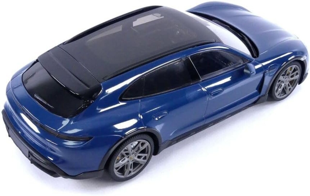 Porsche Porsche Taycan CUV Turbo S 2021 - 1:18 - Minichamps Porsche Porsche Taycan CUV Turbo S 2021 - 1:18 - Minichamps