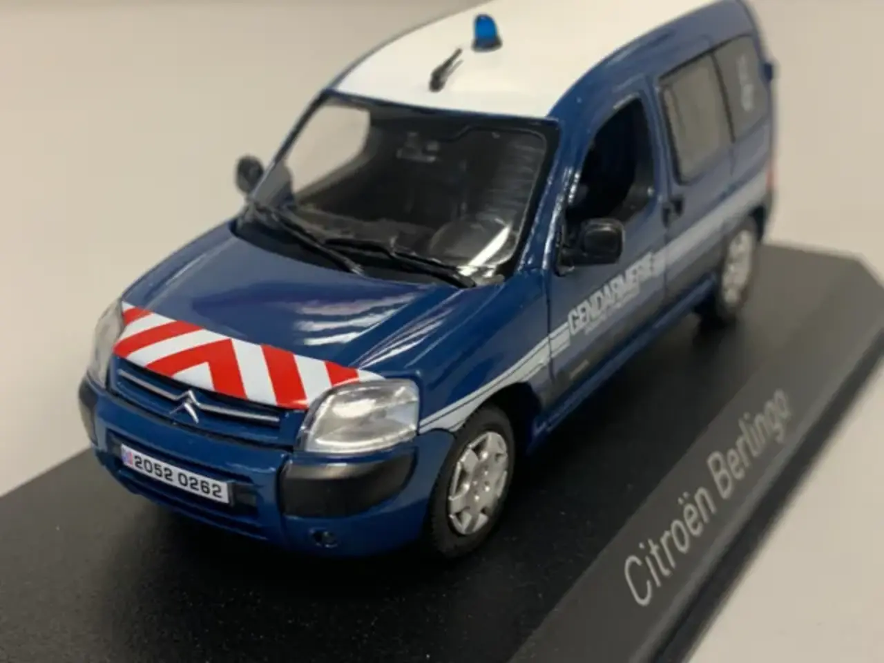 Citroen Citroen Berlingo Gendarmerie 2005 - 1:43 - Norev Citroen Citroen Berlingo Gendarmerie 2005 - 1:43 - Norev