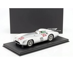 Formule 1 Mercedes-Benz W196R Streamliner #20 Karl Kling Second Place French GP 1954 - 1:18 - GP Replicas Formule 1 Mercedes-Benz W196R Streamliner #20 Karl Kling Second Place French GP 1954 - 1:18 - GP Replicas