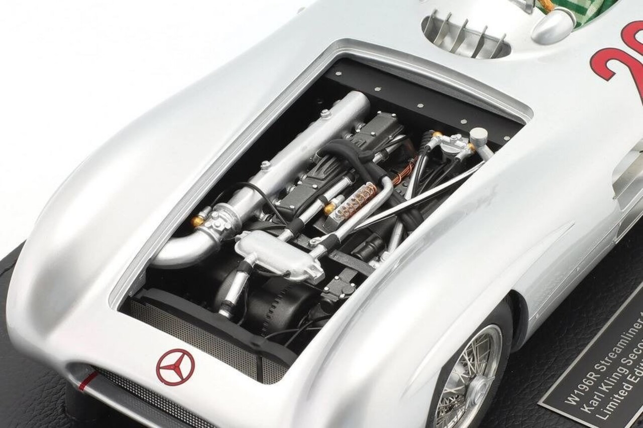 Formule 1 Mercedes-Benz W196R Streamliner #20 Karl Kling Second Place French GP 1954 - 1:18 - GP Replicas Formule 1 Mercedes-Benz W196R Streamliner #20 Karl Kling Second Place French GP 1954 - 1:18 - GP Replicas