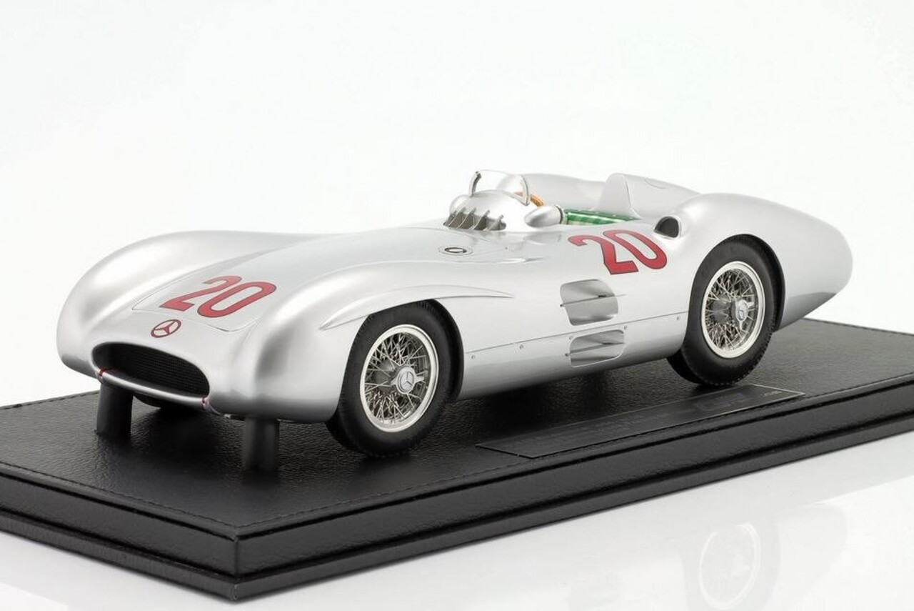 Formule 1 Mercedes-Benz W196R Streamliner #20 Karl Kling Second Place French GP 1954 - 1:18 - GP Replicas Formule 1 Mercedes-Benz W196R Streamliner #20 Karl Kling Second Place French GP 1954 - 1:18 - GP Replicas