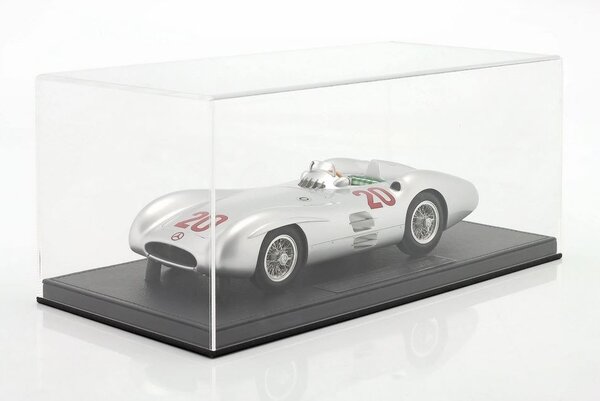 Formule 1 Mercedes-Benz W196R Streamliner #20 Karl Kling Second Place French GP 1954 - 1:18 - GP Replicas Formule 1 Mercedes-Benz W196R Streamliner #20 Karl Kling Second Place French GP 1954 - 1:18 - GP Replicas