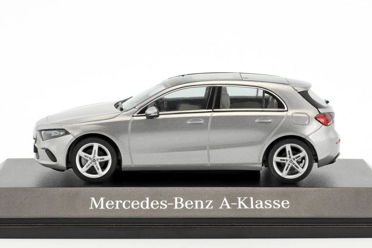 Mercedes-Benz Mercedes-Benz A-Klasse - 1:43 - Herpa Mercedes-Benz Mercedes-Benz A-Klasse - 1:43 - Herpa