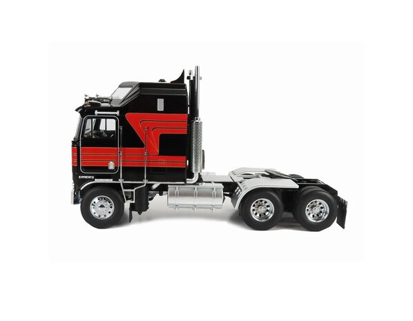 Kenworth Kenworth K100 Aerodyne Tractor 6x4 1976 - 1:18 - Road Kings Kenworth Kenworth K100 Aerodyne Tractor 6x4 1976 - 1:18 - Road Kings